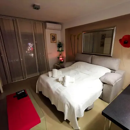 Apartment Carihuela *